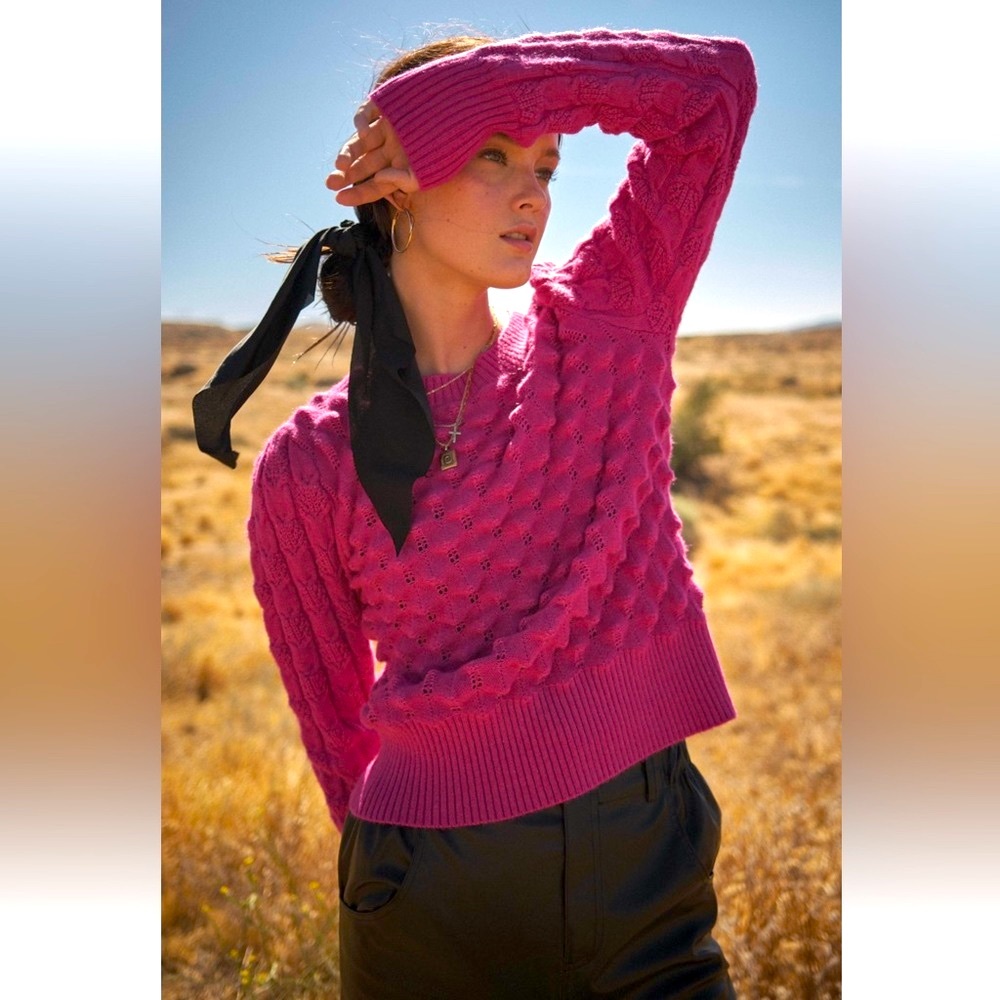 37 Chic Soft Two Tone Textured Sweater Top